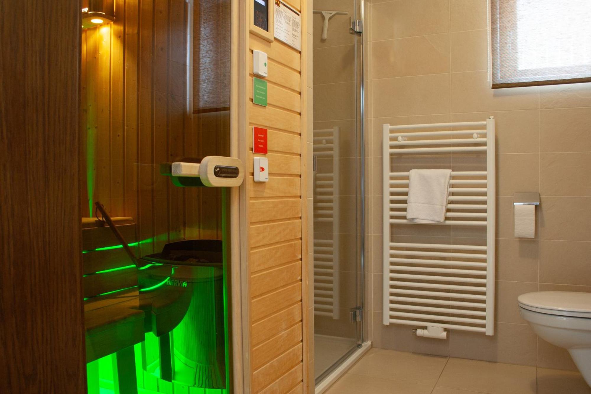 Sissi Park Aparthotel Lachtal Bagian luar foto